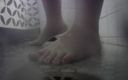 LaLa Delilah Debauchery: Amantes de pés vão gozar assistindo este vídeo