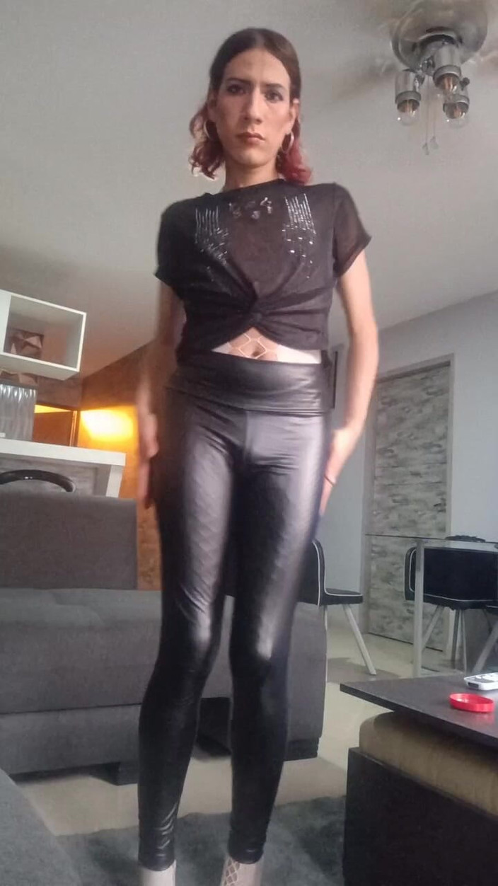 Femboy from Colombia: Titta på det nya som kommer