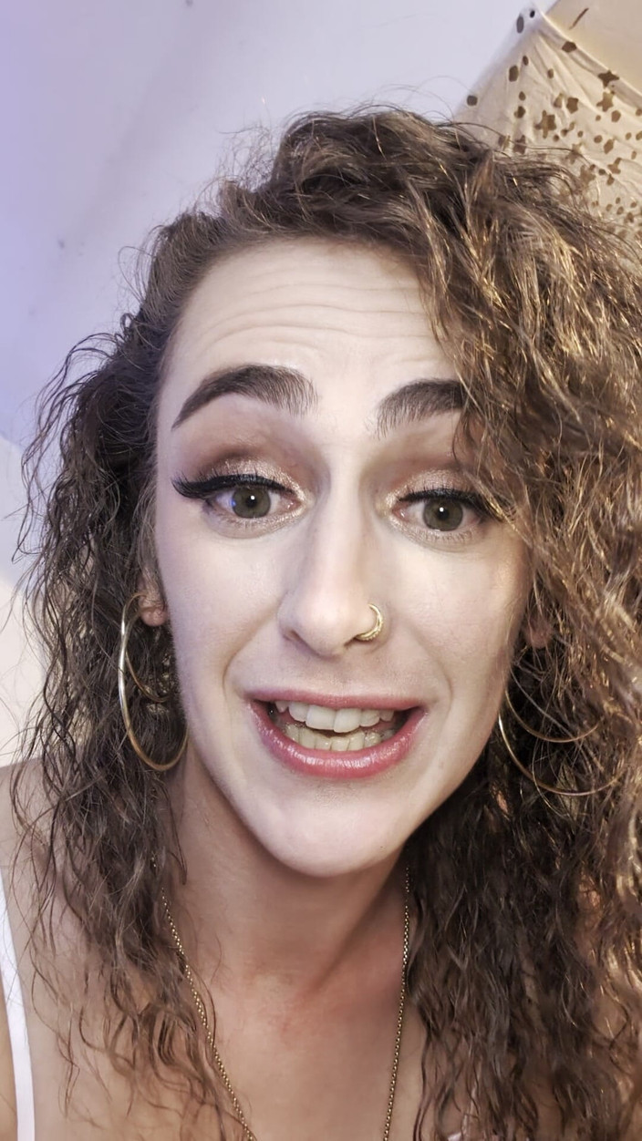 CecexoMonroe: Minik minik yarağını mırıldanıyor - sözlü aşağılama ile cece monroe küçük...