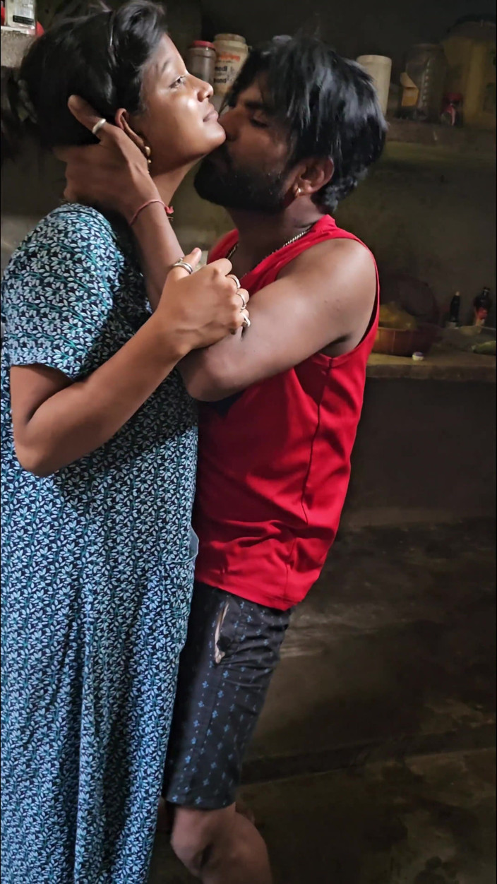 Aalox: Desi Village Girlfriend Boyfriend Real Homemade Fucking in Indian Village