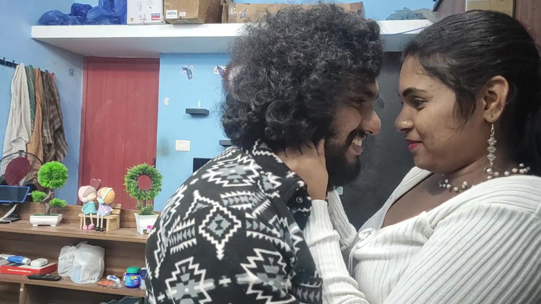 Vaigavarun45: Pasangan Malayali berkongkek panas dengan Malayalam Cakap Kotor, Seks Panas...