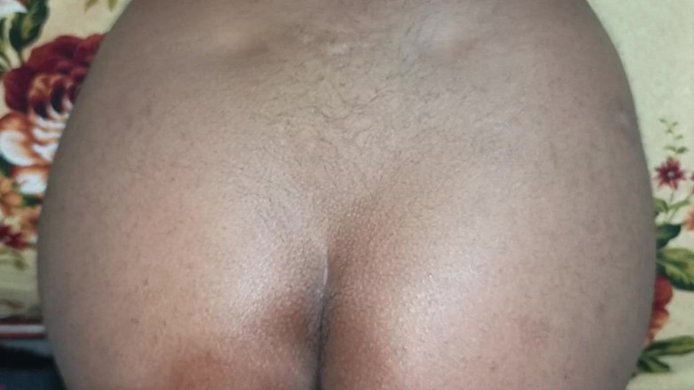 Bithi69gril: Un jeune couple pakistanais baise intensément le matin avec un...