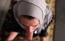 Sammi Starfish: Hidžábská MILFka - kouření polykání spermatu