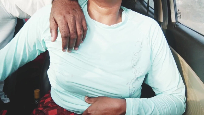 Telugu honey lips: Car Sex, Telugu Dirty Talks. Telugu Buhabi Crezy Talks.