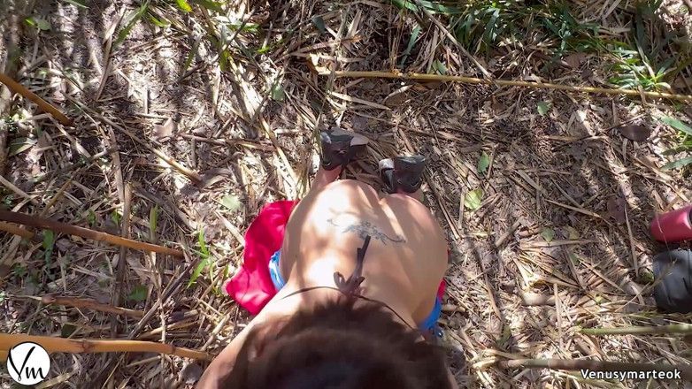 Venus y Marte: Casi Nos Descubren Follando En El Parque - Venusymarteok