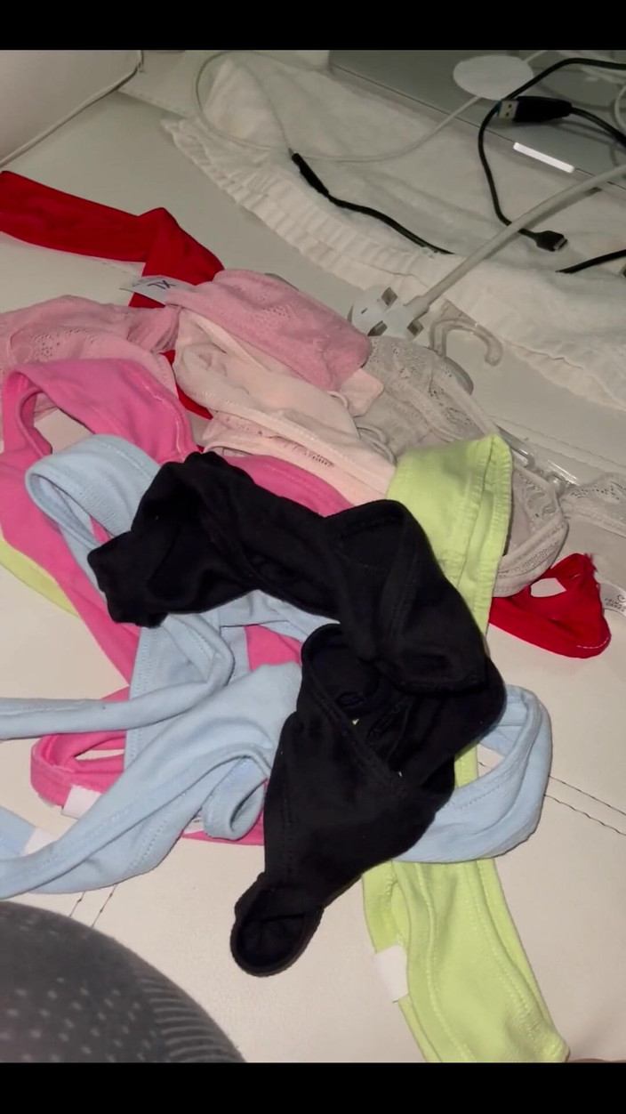 Anastasia Lux: ご希望の場合はご注意 1 チップと送信する名前/住所を 1 に送ってください