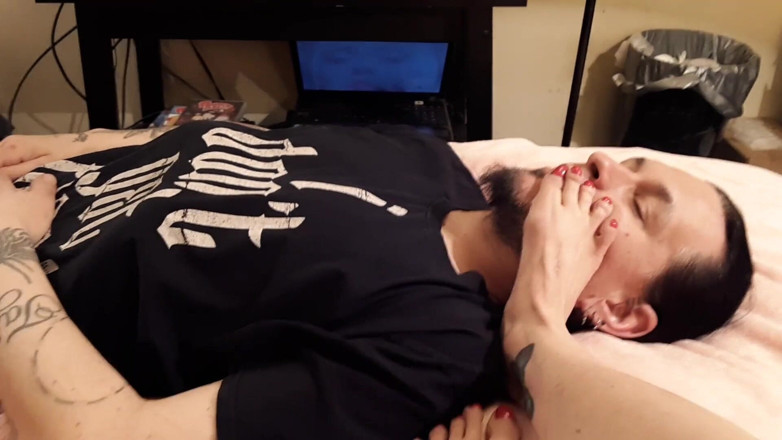 Gh0st781: Aperçu de la domination des pieds de Maîtresse Starry
