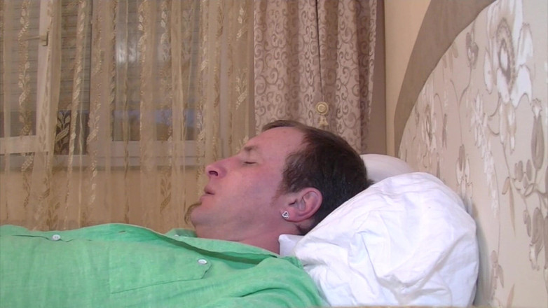 Gaylicious: Ausbeulende kehle tief in den hals, schlampig - sabbern auf pulsierendem...