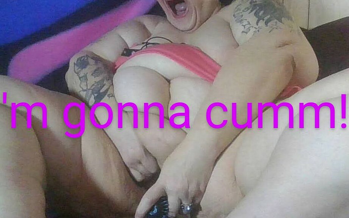 HerculesnVENUS: Dej mi nějakého ptáka, řekla tahle děvka touží po sexu