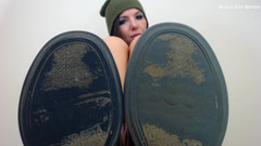 Stella Von Savage: Dirty Boot Licking - Muddy Lumberjack