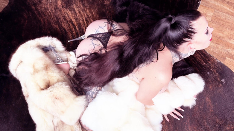 MissAlessaMilano: Feticismo dopo il pelo