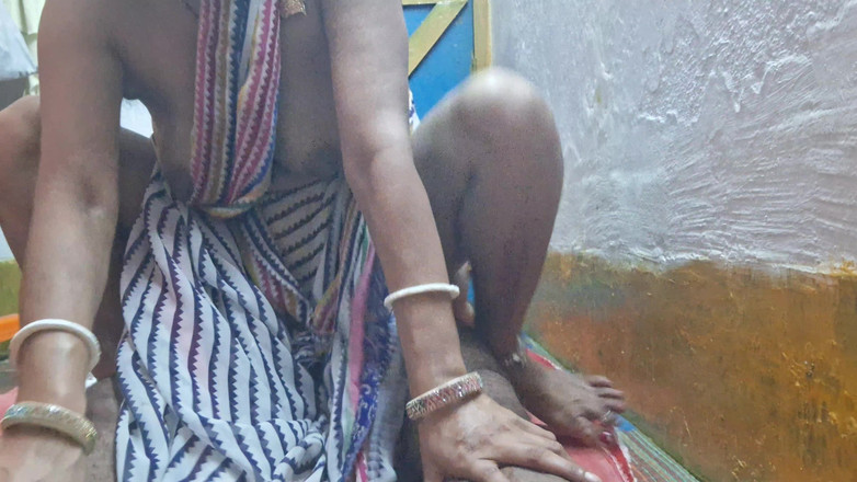 Busty Banuu: 裸で犯された義理の弟の妻