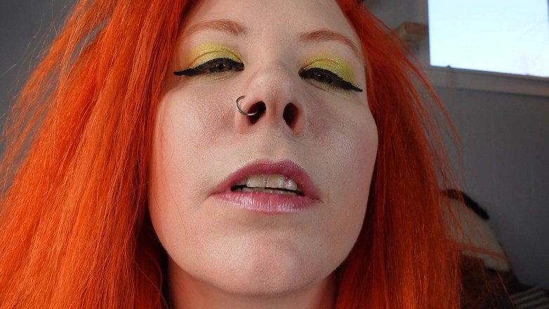 Deanna deadly: Lipgloss rose baisers et application de brillant à lèvres