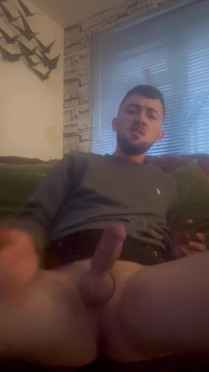 Phill Mckracken: Jalang bawah