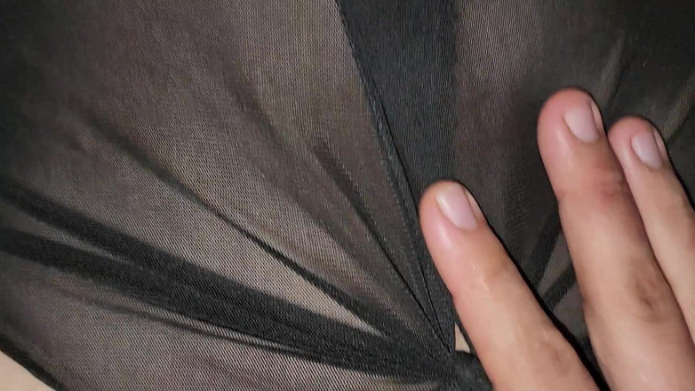 Wild fetish: Während ich fernsieht, spiele ich mit meiner stiefschwester
