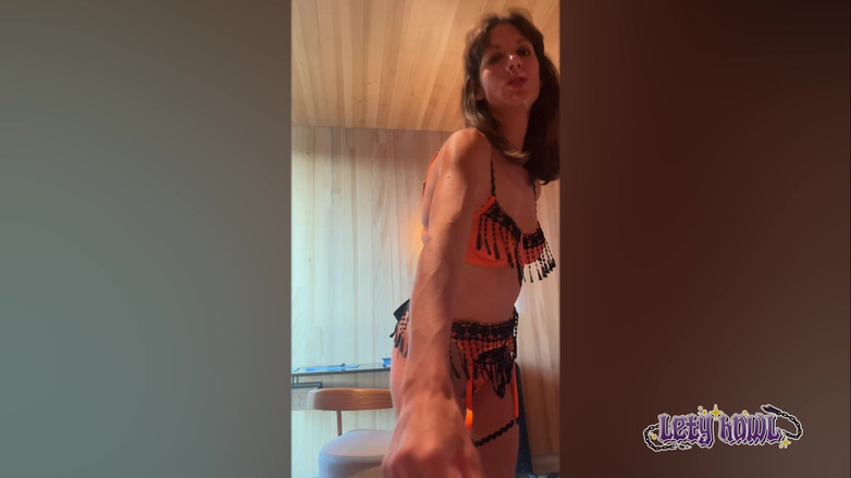 Lety Howl: Keiran Lee fickt mich in ihrem Hotelzimmer