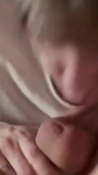 Ne ho visto uno completo, ho invitato un ragazzo dalla strada a casa e l'ho convinto a fare sesso, l'ho scopato e ho finito