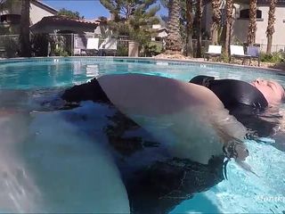 BBW Pleasures: SSBBW floating in pool