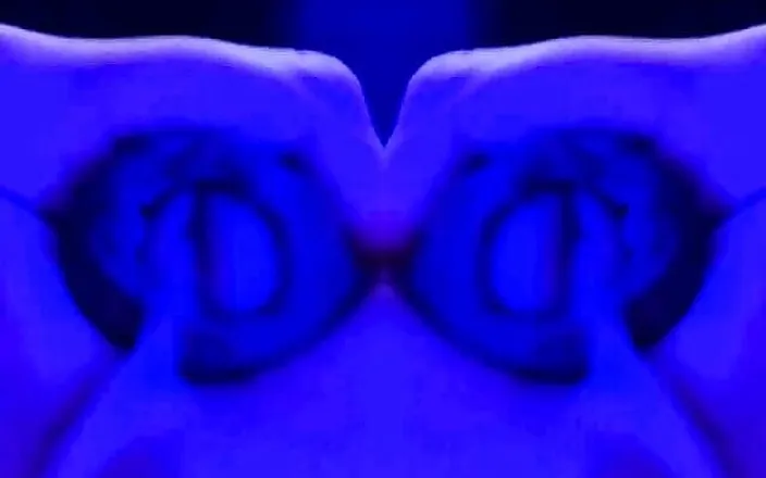 Lkdick8: Fun Night in The Blue Light