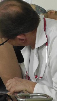 Mature Gyno - Mature Blonde Likes Pissing and Fucking Machine with Her Crazy Doc