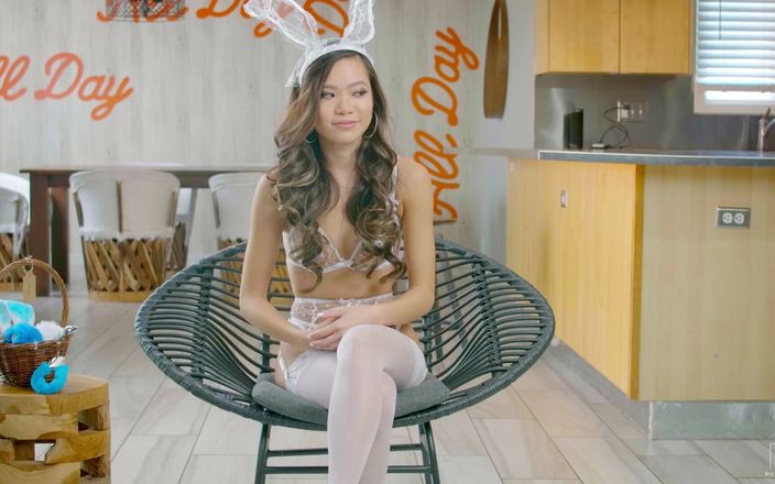 Nubile Films: 2021年4月ファンタジーインタビュー - S2:e1
