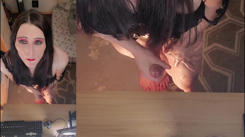 Ivyrose499: Looking You in the Eyes While I Jerk off