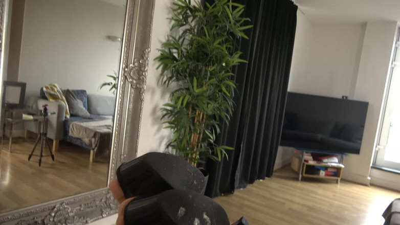 Latina Fetish: Lilly în Arched Hogtie cu coate Împreună, și căluș cu Penis Gag! (fullhd)