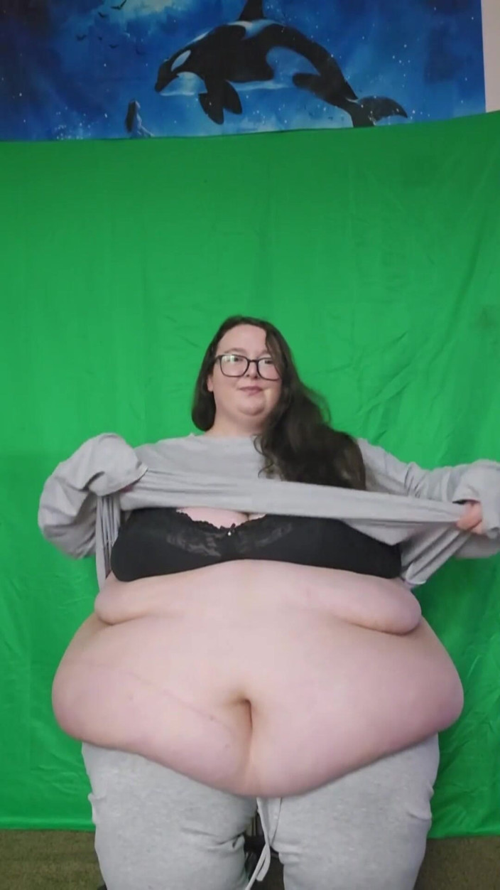 SSBBWLadyBrads: Fat SSBBW Goddess Clothes Try on