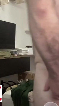 Trener Karl's Bbutt Kutas i piłki