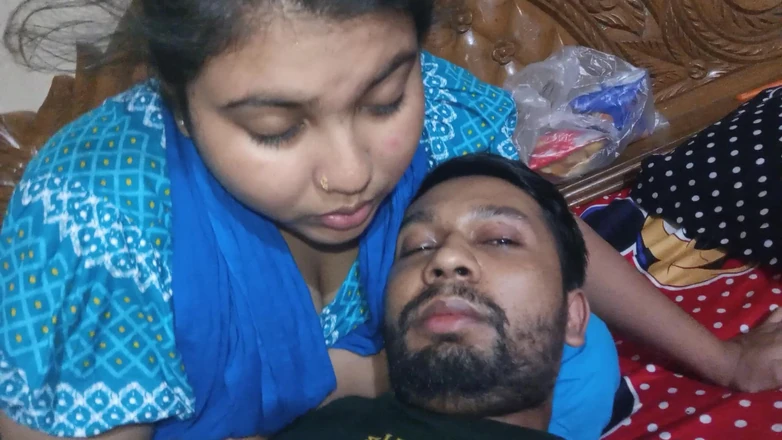 Desi Video BD: Bangladeshi Hot Sexy Figure Bhabhi with Her Naughty Boyfriend