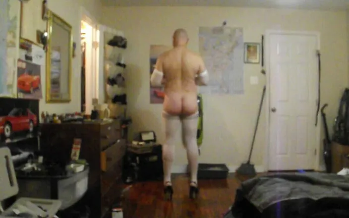 MrLeggs: Amature Video Is What I Dideo, Thigh Highs and Opera...