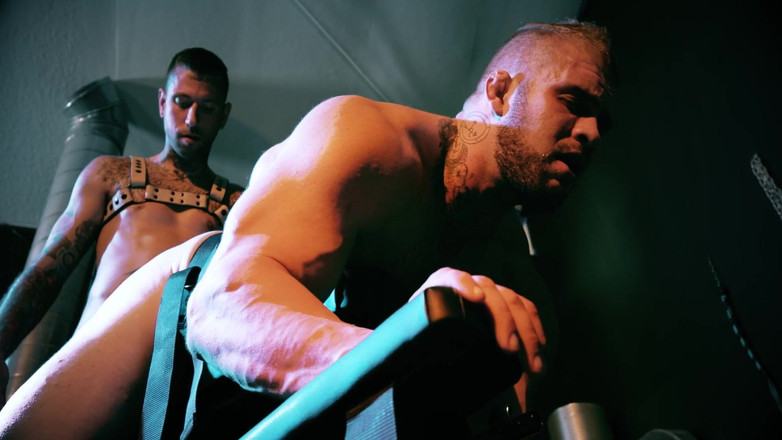 Bondage Bros: Ryan Tops Davin