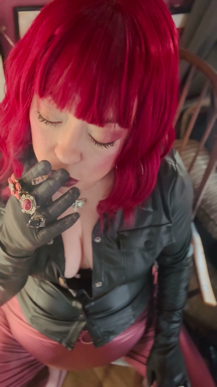 Tina Snua: Your Mistress Tina Snua Dressed in Leather Chain Smoking 2 Cork...