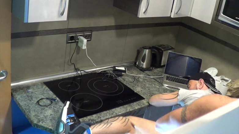 RAW PORN SPY CAM: Video in the kitchen jess used raw by Stepdaddy