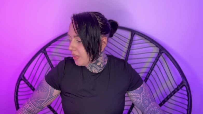 Miss Valentina: Ballbusting i jebanie