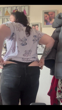The Bum Shuffle to Get Into Jeans
