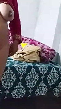 Sex Kiya Upar Uthakar Bahut Speed Se Jhatake