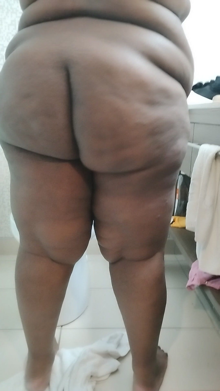 MsDomination90: Out the Shower