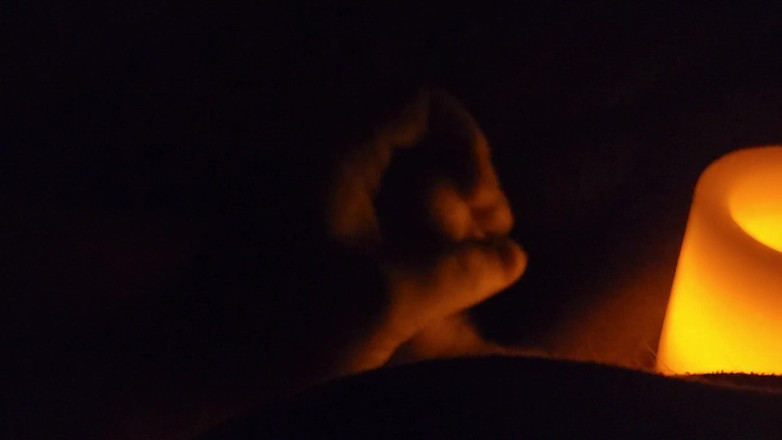 Colyn J: 我喜欢黑暗的地方射精