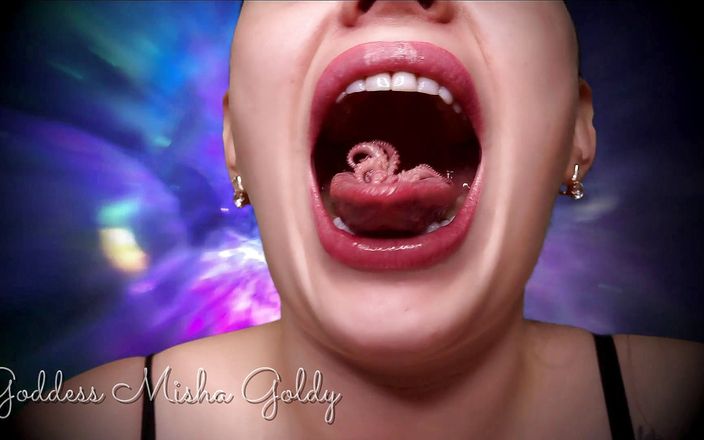 Goddess Misha Goldy: Великанша поедает (консервированы) осьминога! Съешь фетиш!