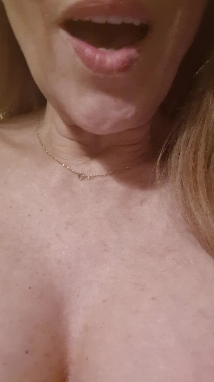 Melissa Johnson: Cucinando nudo