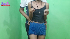 Sir: Studentka 18 let skutečná desi panenská teen indická dívka poprvé prsa...