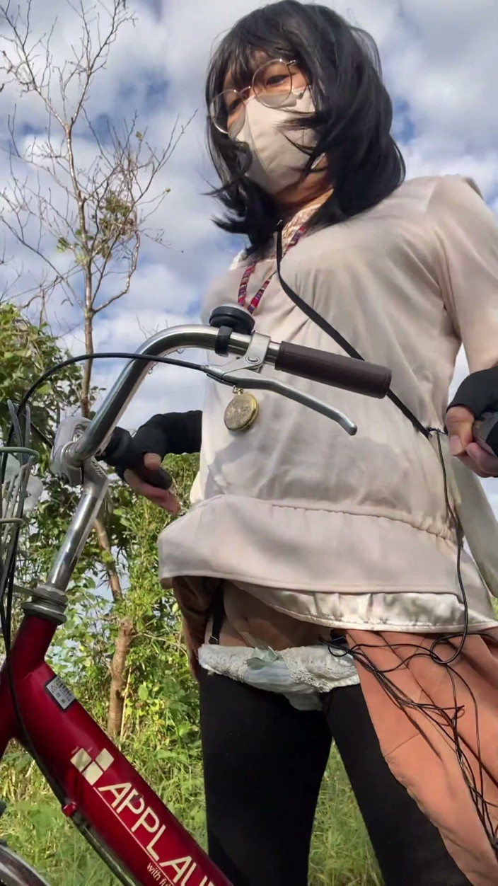 megu2002: No. 328 Cycling Masturbation