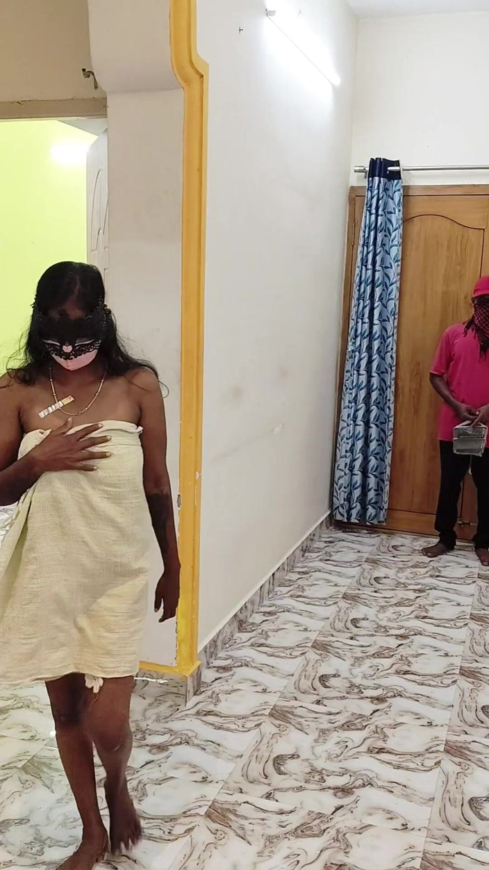 Thesana: Lucky Delivery Boy Fucks the House Wife