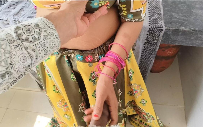 Sagita Sharm: Hot Sexy CD Bottom Sonusissy in Saree Navel