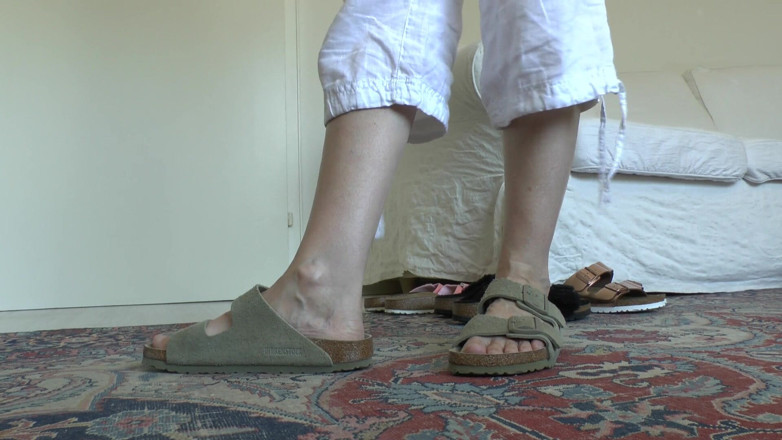Lady Victoria Valente: After the Sandal Fashion Show, You’re Going to Sniff My...