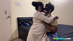 YesGabru: Ngentot saudara tiri indiaku