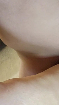 三人行戴绿帽子性爱多么美好的经历 谢谢伙计们