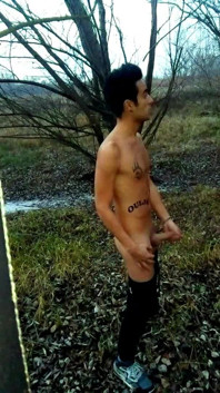 Tattooed Wanker Is Wanking at the Cruising Area