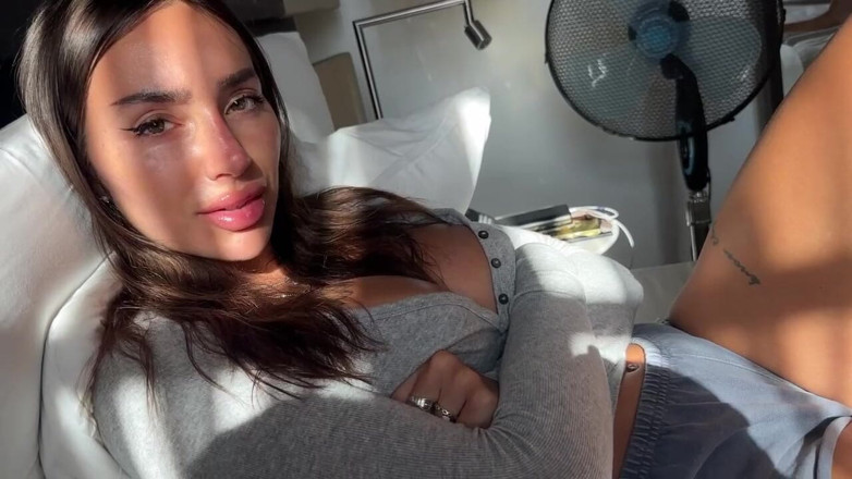 Teddy Tarantino: Sexy Sisi Rose sabe como fazer meu pau atirar uma...